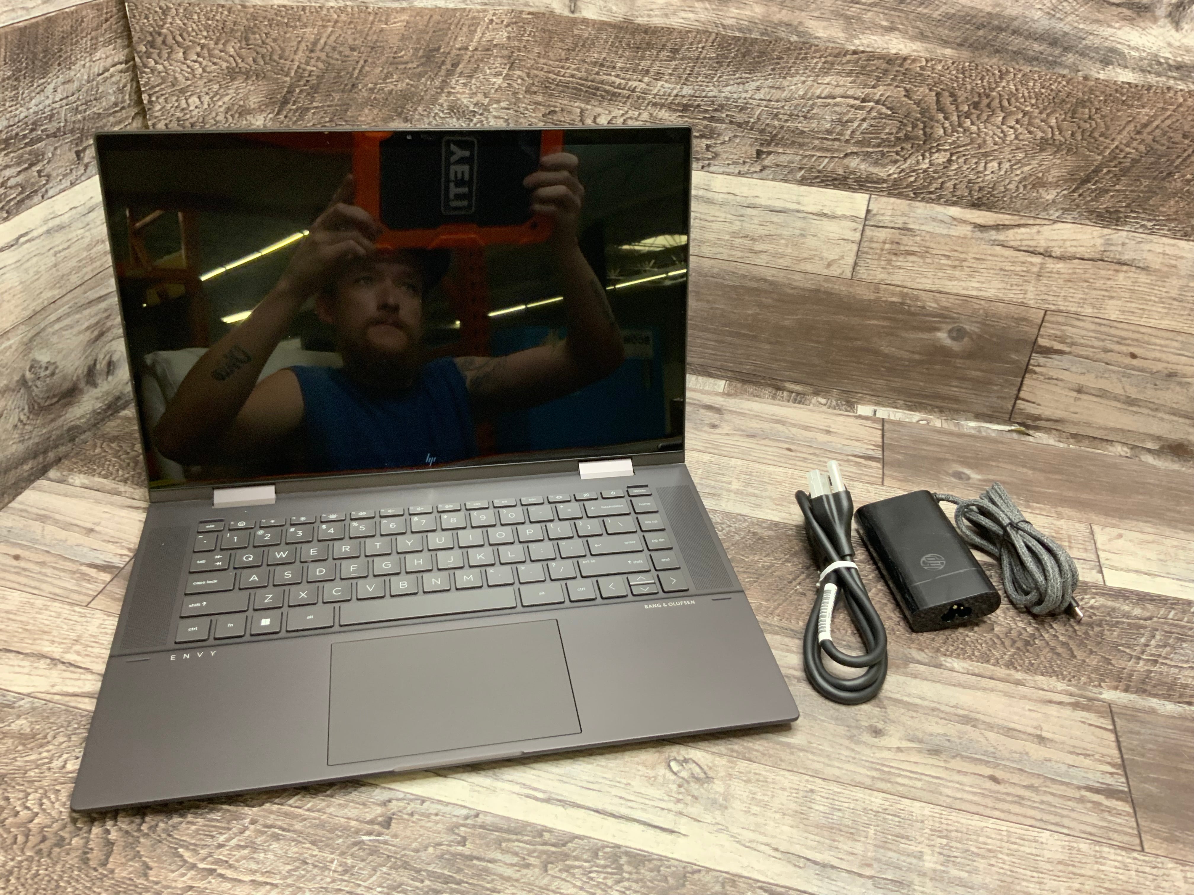 HP - ENVY x360 15.6" Touch-Screen Laptop -AMD Ryzen 7 5825U (Nightfall Black) (8081899159790)